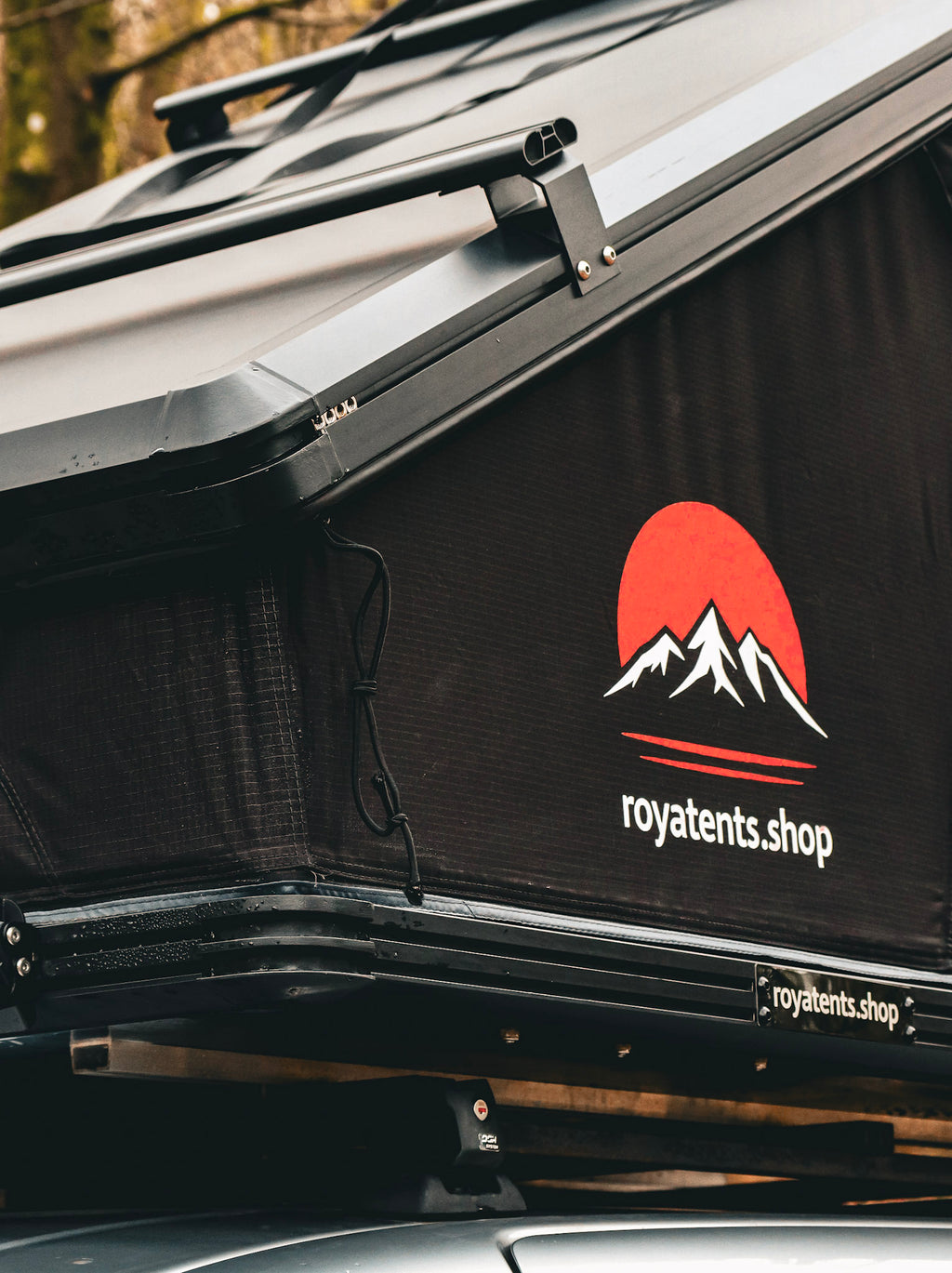 RoyaTents Cargo Rooftop Tent – Aluminium Triangle with X Hinge