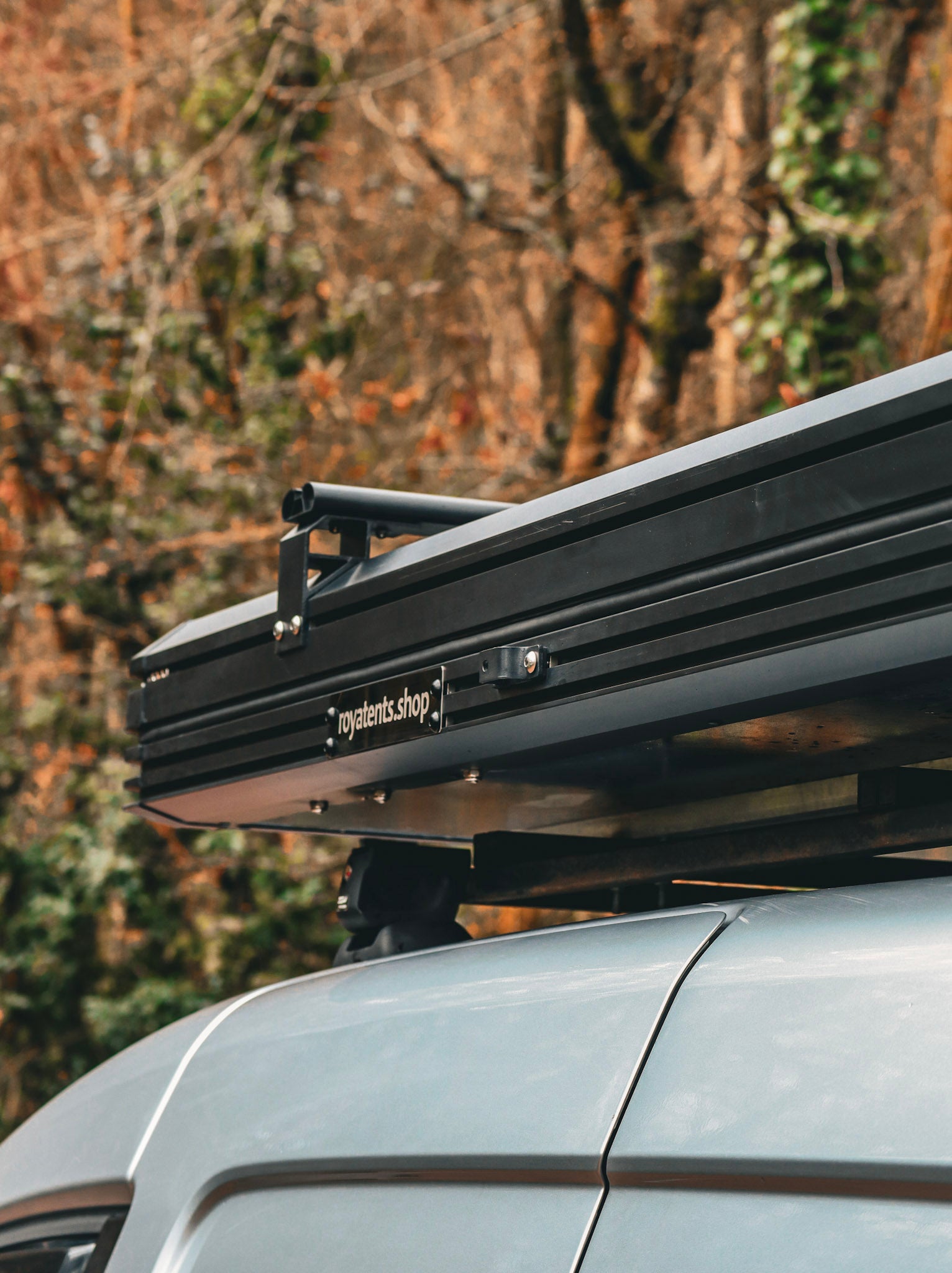 RoyaTents Cargo Rooftop Tent – Aluminium Triangle with X Hinge