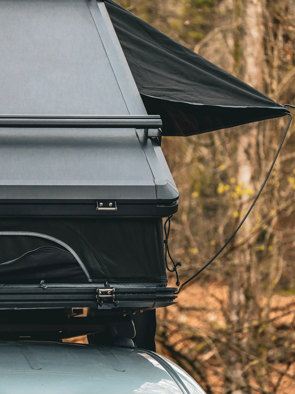 RoyaTents Cargo Rooftop Tent – Aluminium Triangle with X Hinge
