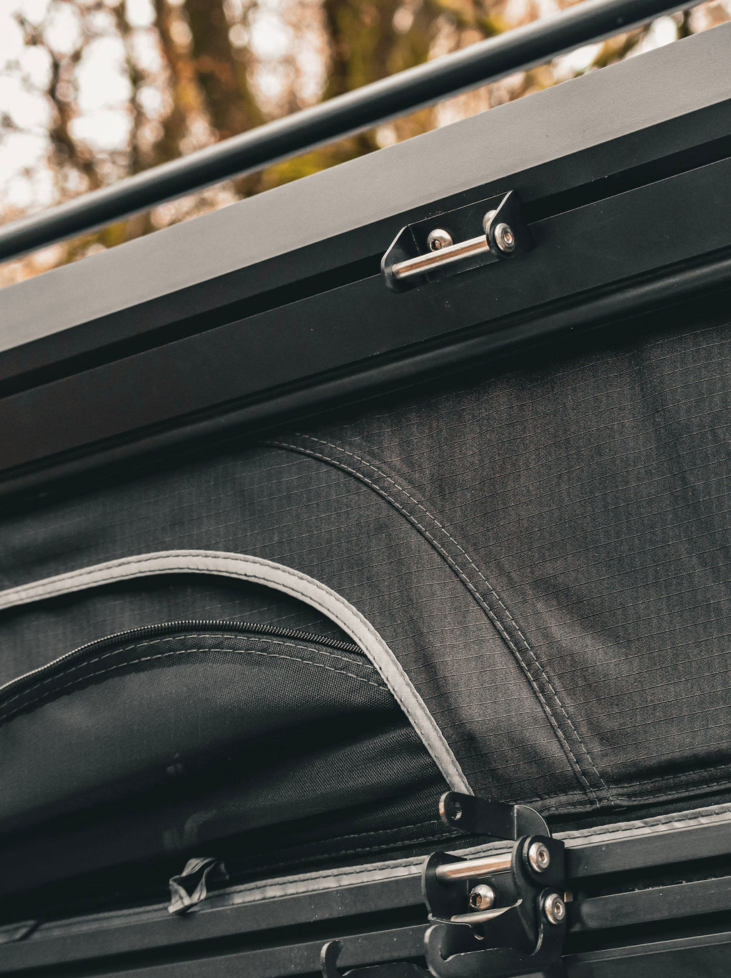 RoyaTents Cargo Rooftop Tent – Aluminium Triangle with X Hinge