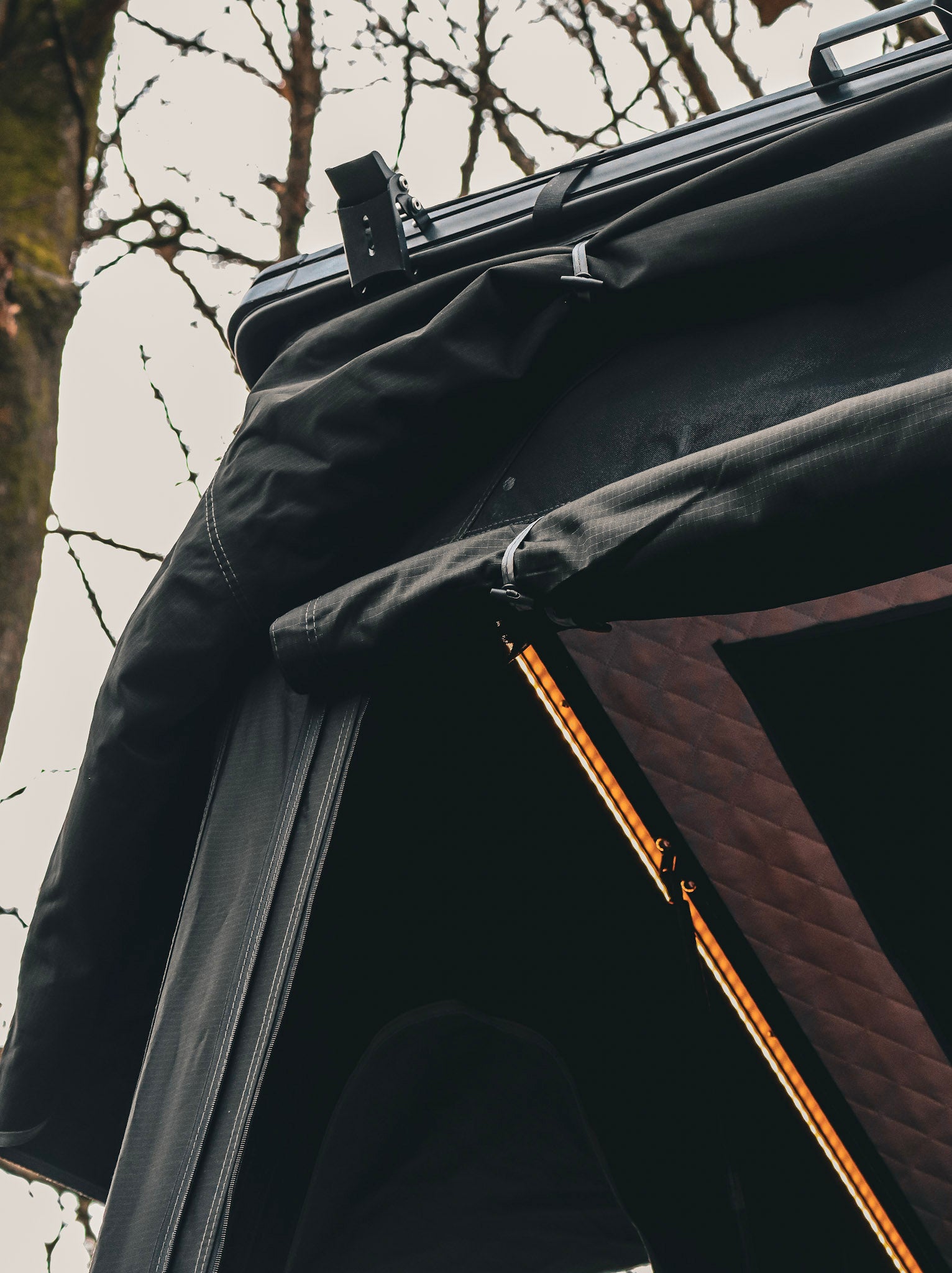 RoyaTents Cargo Rooftop Tent – Aluminium Triangle with X Hinge