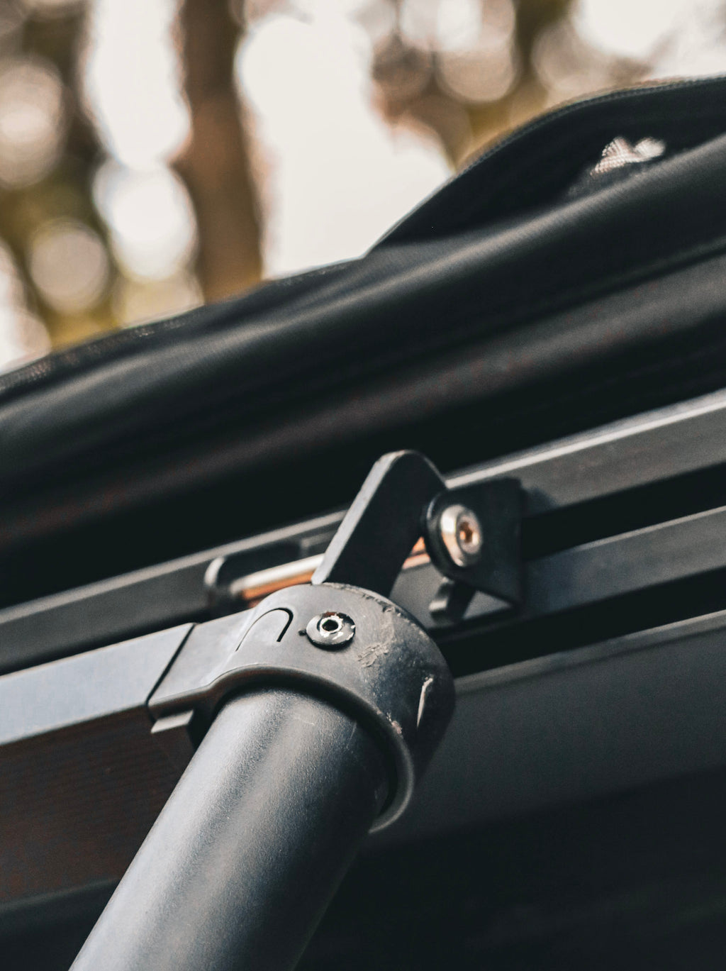 RoyaTents Cargo Rooftop Tent – Aluminium Triangle with X Hinge